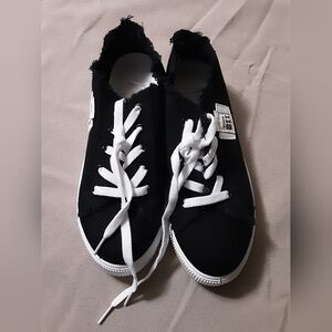 Ultralight Lace Up Black Shoes